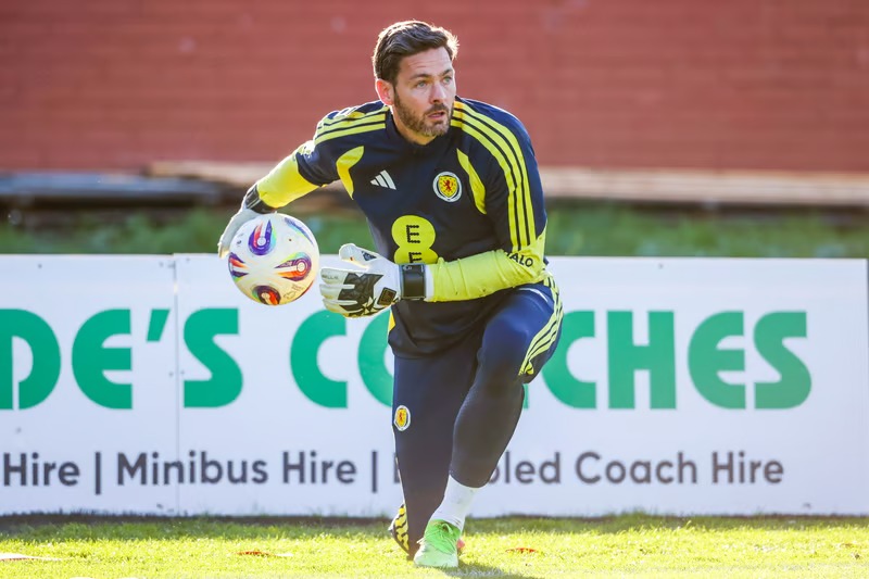 واکنش گلر 42 ساله اسکاتلند به صعود تیمش به جام جهانی 2026