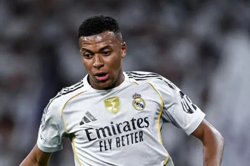 بازگشت ستاره اصلی رئال مادرید به تمرینات این تیم