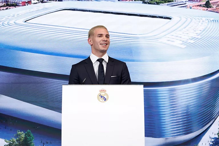 اتلتیکو مادرید به دنبال جذب بازیکن رئال مادرید بود