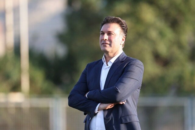 واکنش مظفری‌زاده به کیفیت بد چمن یادگار امام و اعتراض استقلال به تعویق بازی تراکتور - پرسپولیس