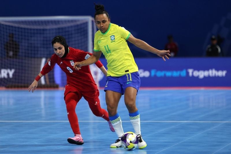 کمالی: هر گلی که به ثمر می رسد، نتیجه تلاش و اتحاد کل تیم است