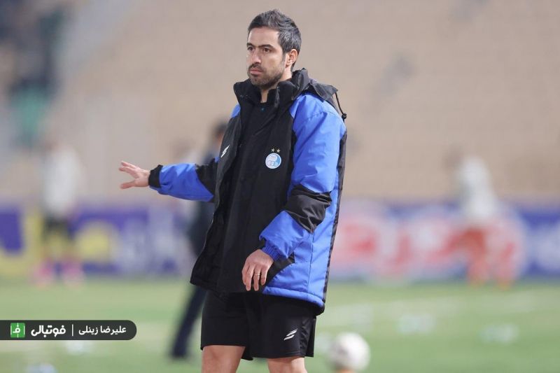 پاسخ حیدری به زارع: اتفاقات بازی استقلال چه ربطی به سرمربی تیم دیگری دارد؟