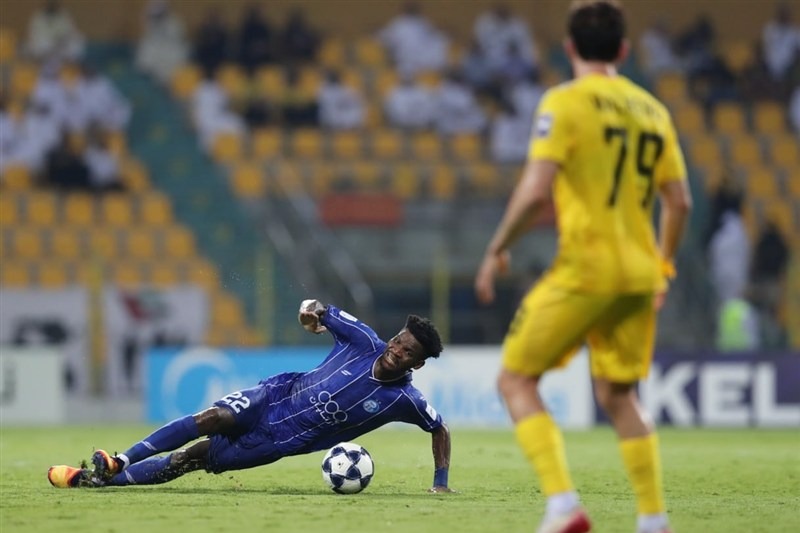 قضاوت داوران کره‌ای در دیدار استقلال - الوصل