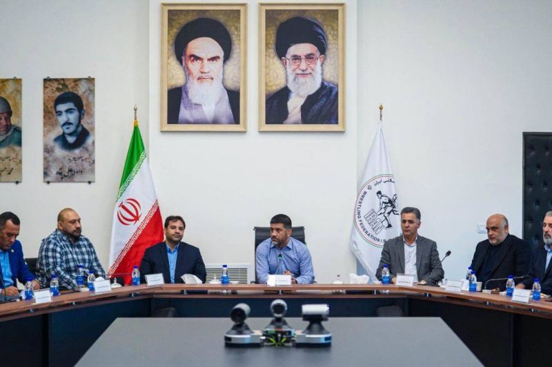 دبیر: کشتی تهران میتواند کشتی ایران را بالا بیاورد