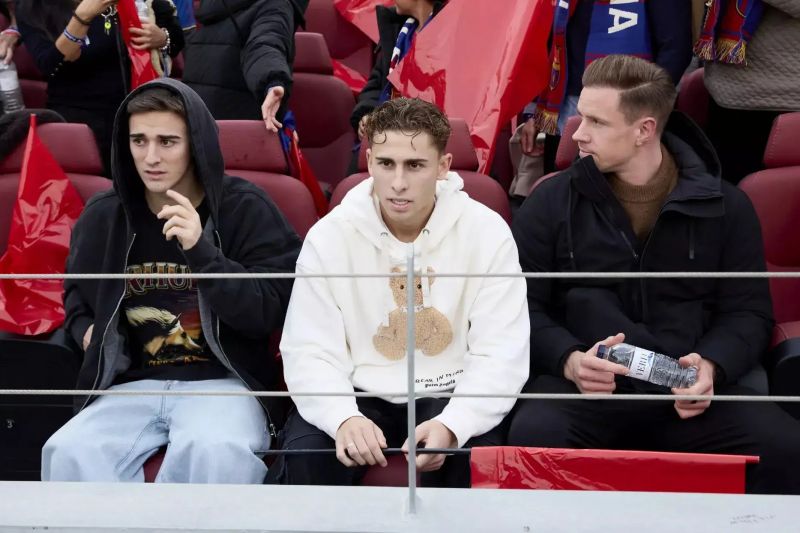 واکنش رختکن بارسلونا به ناراحتی هانسی فلیک