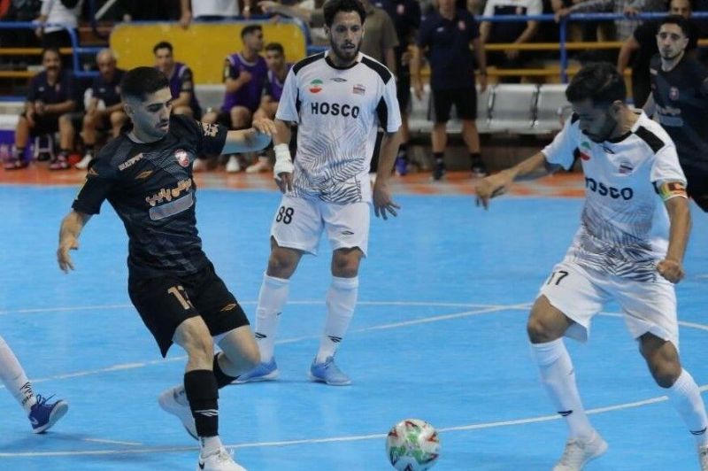 تساوی برابر فولاد هرمزگان؛ صدرنشینی گیتی‌پسند به خطر افتاد