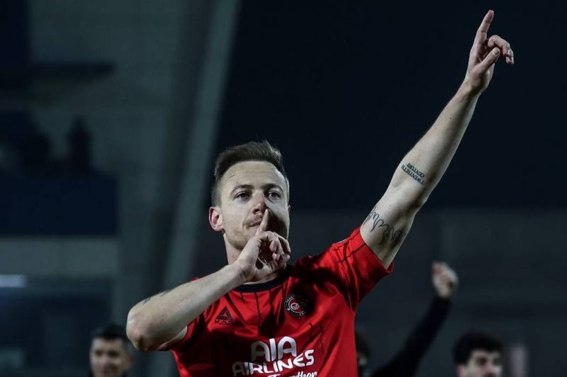 فداکاری دروژدک؛ نخواست هتتریک کند!