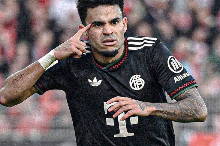 از دست دادن ستاره کلمبیایی بزرگترین اشتباه مربی هلندی لیورپول