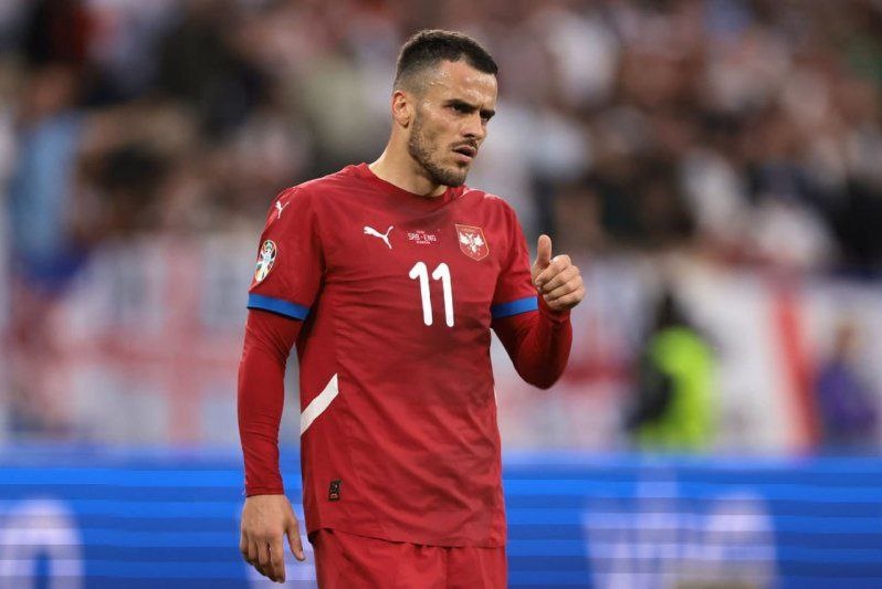 وینگر یوونتوس شاگرد ژوزه مورینیو می‌شود؟