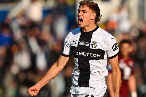 میلان به دنبال جذب مهاجم جدید در ژانویه ۲۰۲۶