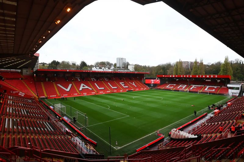 لغو بازی دو تیم انگلیسی به دلیل اعلام وضعیت اضطراری پزشکی