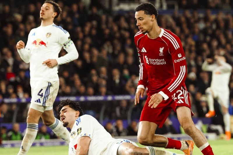 لیدز ۳–۳ لیورپول؛ انفجار الندرود و ادامه سقوط نگران‌کننده اسلات