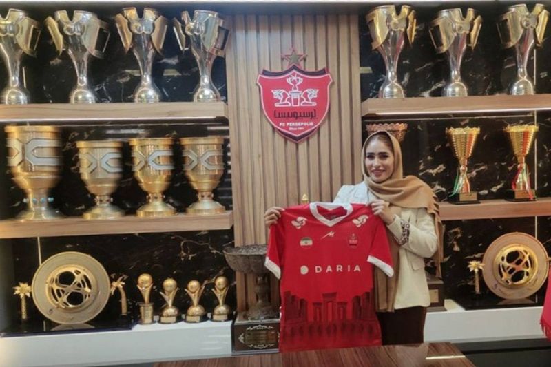 از علاقه به استقلال تا قرارداد با پرسپولیس؛ خواجوی ناگهان پرسپولیسی شد!