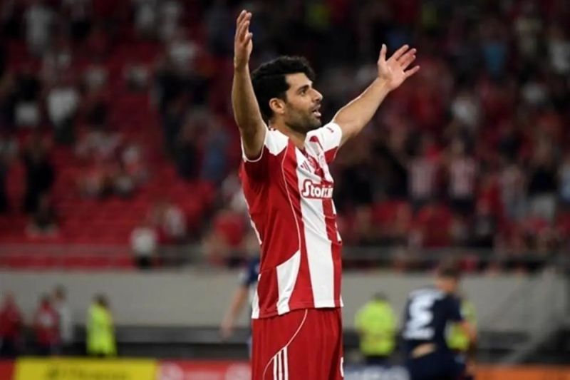 طارمی، تعویض طلایی المپیاکوس!