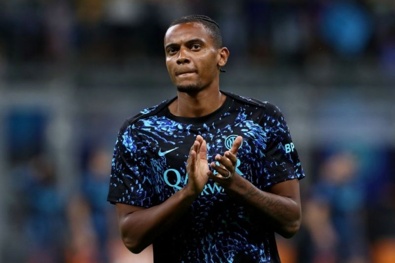 آکانجی: این آسانترین پنالتی بود که تا به حال دیدهام