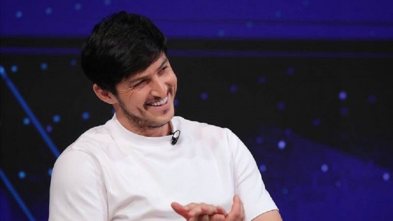 ماجرای سردار آزمون و بوس کفتری چه بود؟(ویدیو)