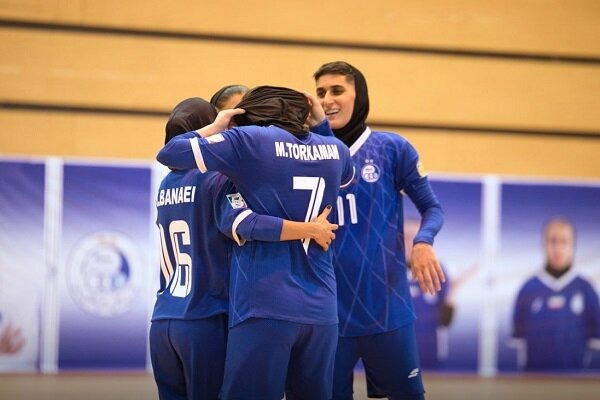 نبرد سرنوشتساز صدرنشین و مدافع عنوان قهرمانی در هفته ششم فوتسال زنان