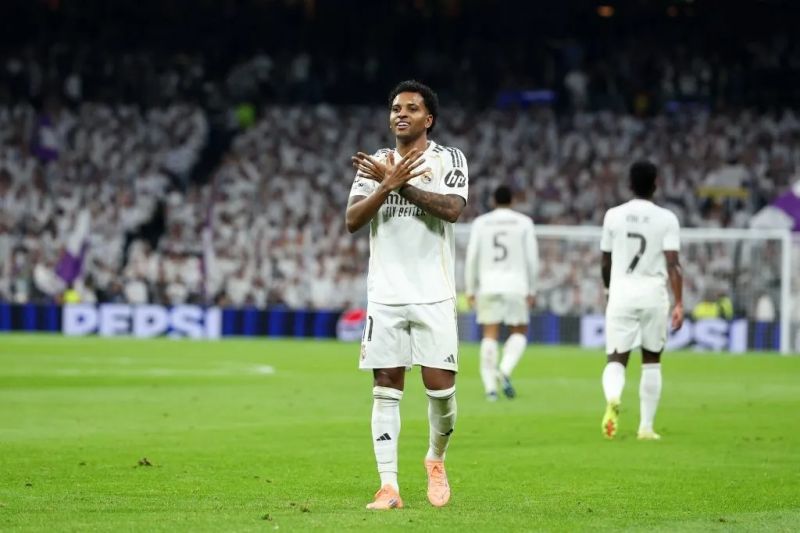 آرسنال همچنان علاقهمند به ستاره رئال مادرید