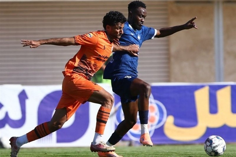 مهاجم گلگهر ایران را ترک کرد