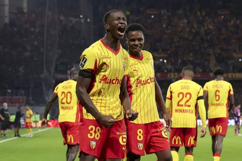 لانس رویای پنجگانه پاریسن ژرمن را نابود میکند؟