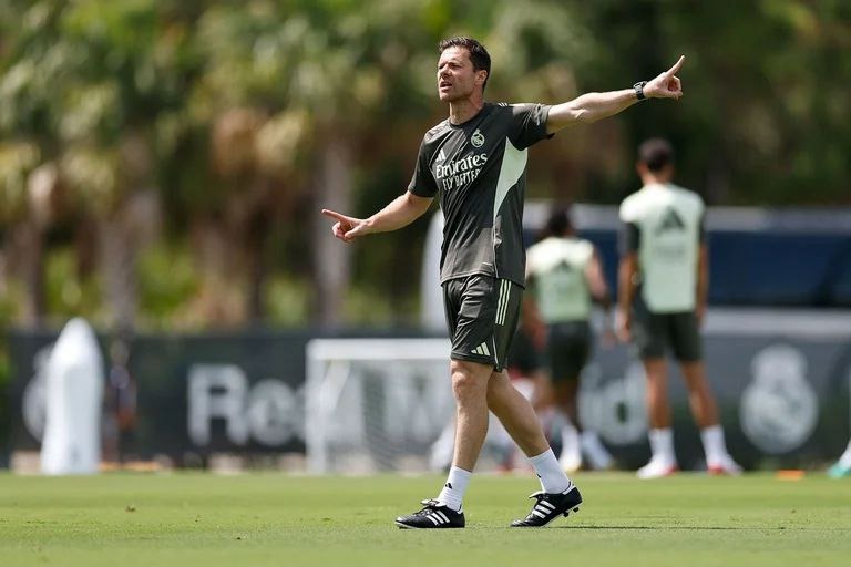 ادعای خبرنگاران مارکا: نیمکت رئال مادرید برای ژابی آلونسو بزرگ است