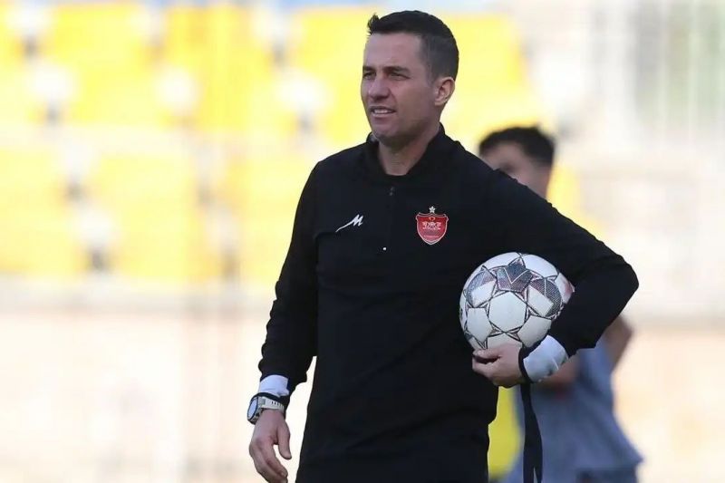 اعلام زمان نشست خبری سرمربیان پرسپولیس و چادرملو