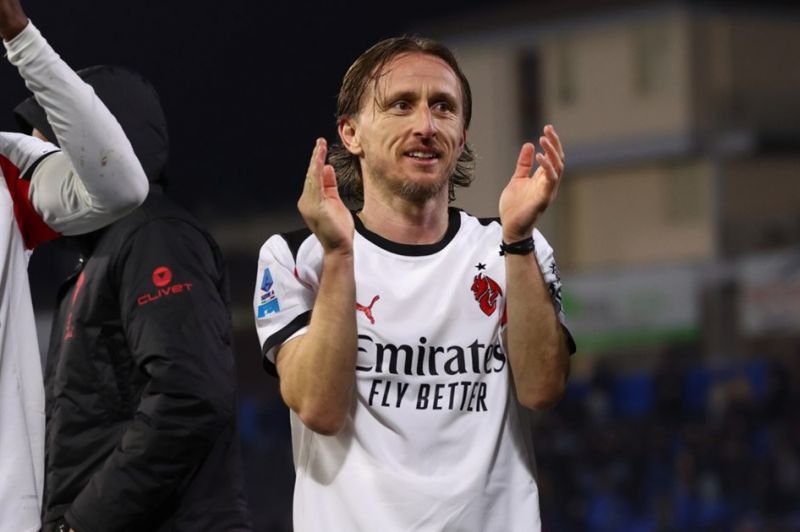 تمجید آلگری از عملکرد ستاره سابق رئال مادرید در میلان