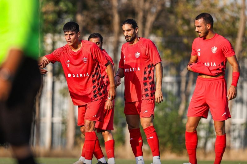 پرسپولیس در دو راهی؛ اردوی خارجی یا داخلی؟