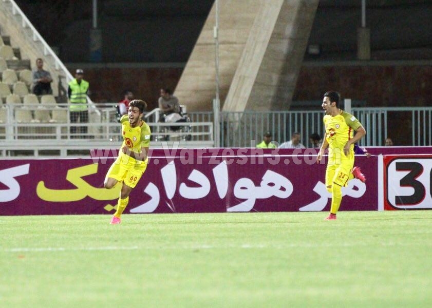گل بیدوام مدافع سابق پرسپولیس در تبریز(عکس)