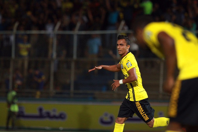 سینگ: شانه به شانه پرسپولیس پیش میرویم