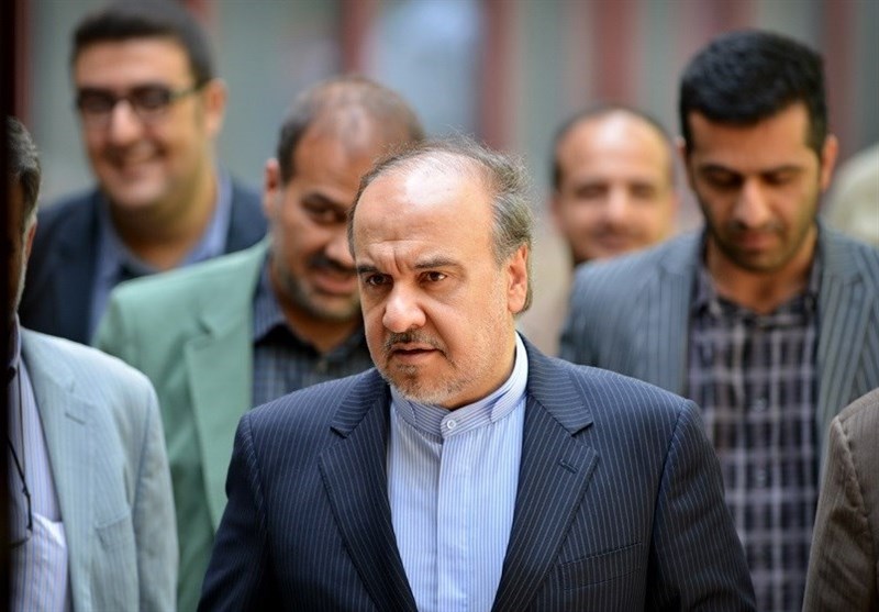 سلطانیفر: استعفای طاهری به دلیل فشار ما نبوده