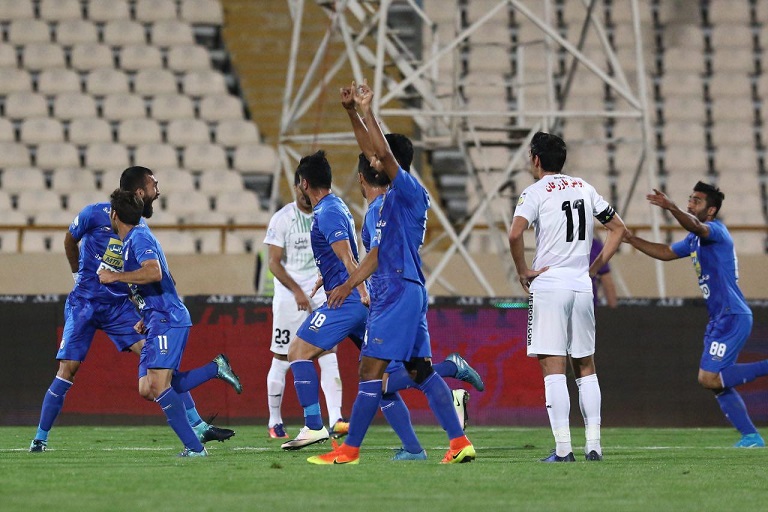 پرسپولیس آخرین دستانداز استقلال و ذوبآهن