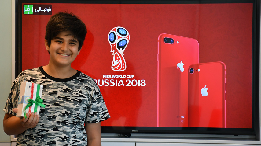 تحویل iPhone 8 به آقای آرین دادویی