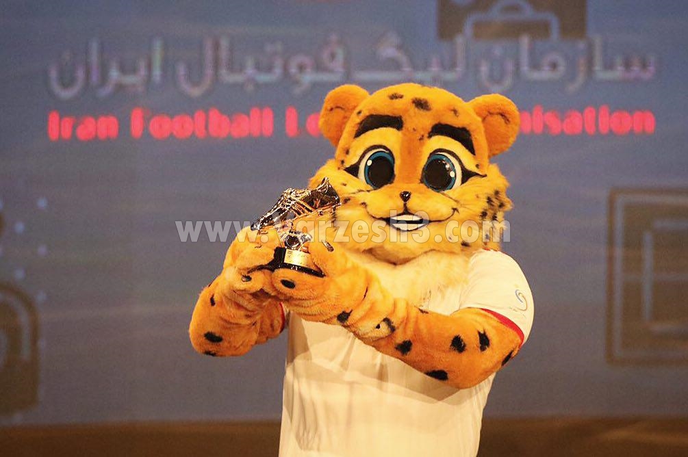 یوپا، عضو ثابت و تکراری خانواده فوتبال(عکس)