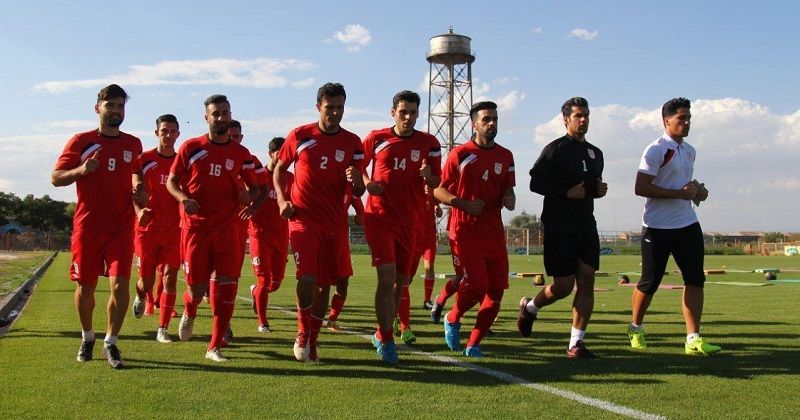 تراکتورسازی با هواپیمای اختصاصی عازم اهواز میشود