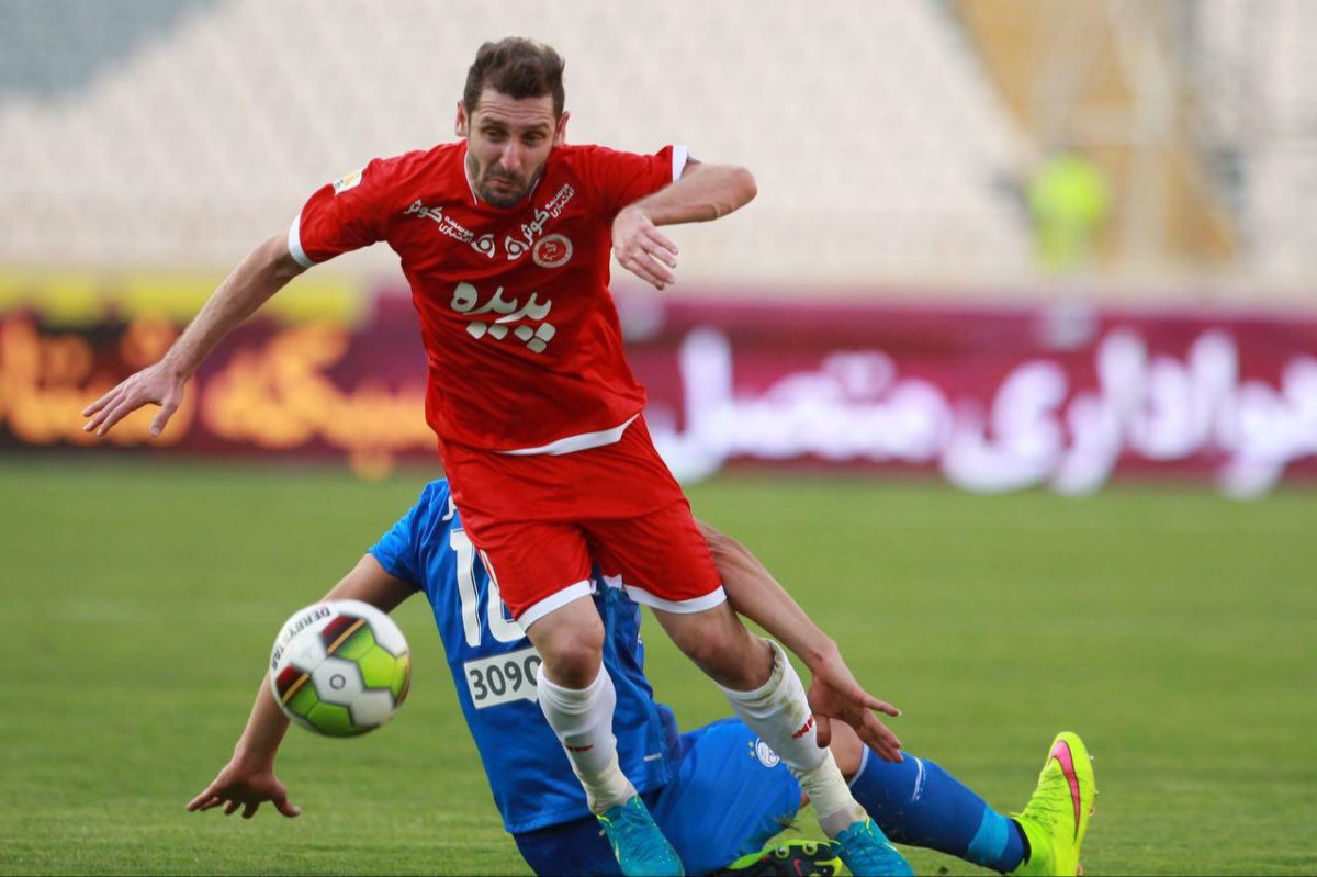 خلعتبری: متاسفم که در بازی خانگی پدیده، ۱۸ هزار پرسپولیسی آمدند