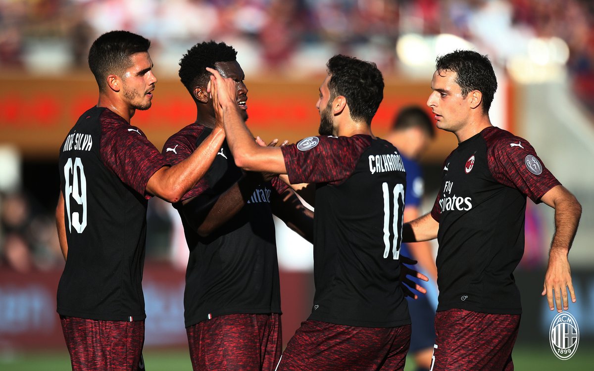 خلاصه بازی آث میلان 1-0 بارسلونا