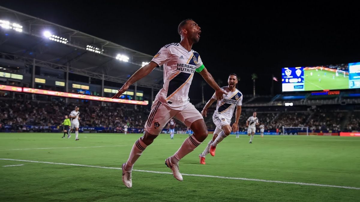 خلاصه بازی گلکسی 2-2 کلرادو (گلزنی اشلی کول)