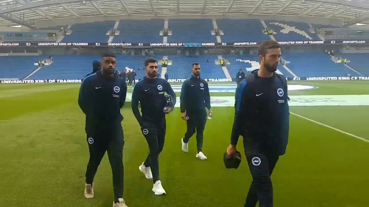 ورود جهانبخش و یارانش به ورزشگاه برای بازی با منچستریونایتد