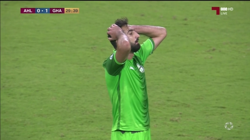 ضربه عجیب مهاجم الاهلی روی پاس زیبای امید ابراهیمی