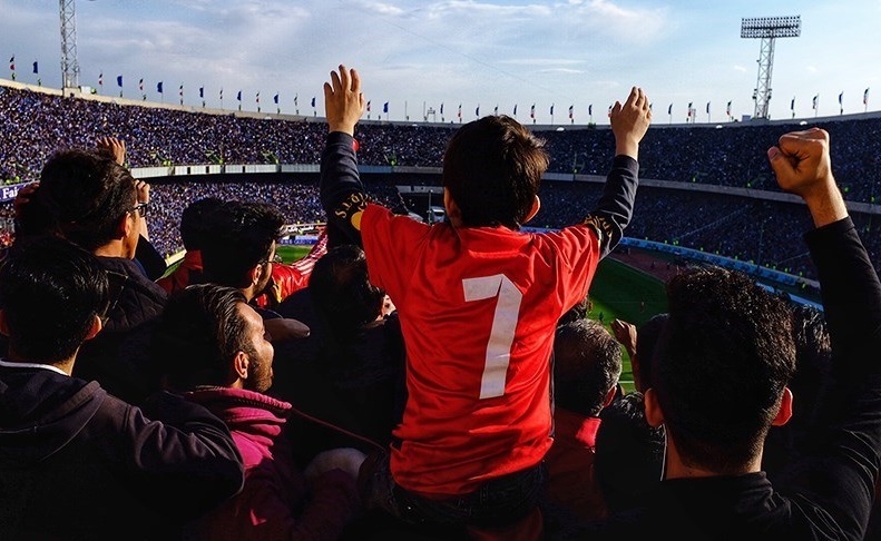 کریمی: از کسانی که دوباره پرونده دربی ۶۹ را راه انداختند، شکایت میکنم/ مظلومی حق دارد، نه ۱۶ میلیون تومان دیدم نه ال سی دی