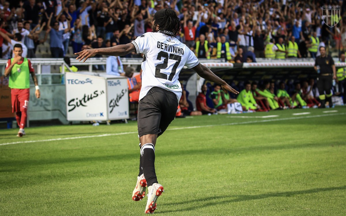 گل استثنایی ژروینیو به کالیاری با استارت 70 متری