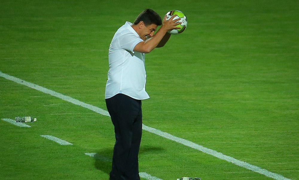 قلعهنویی: هیچ مربیای قول قهرمانی نمیدهد !