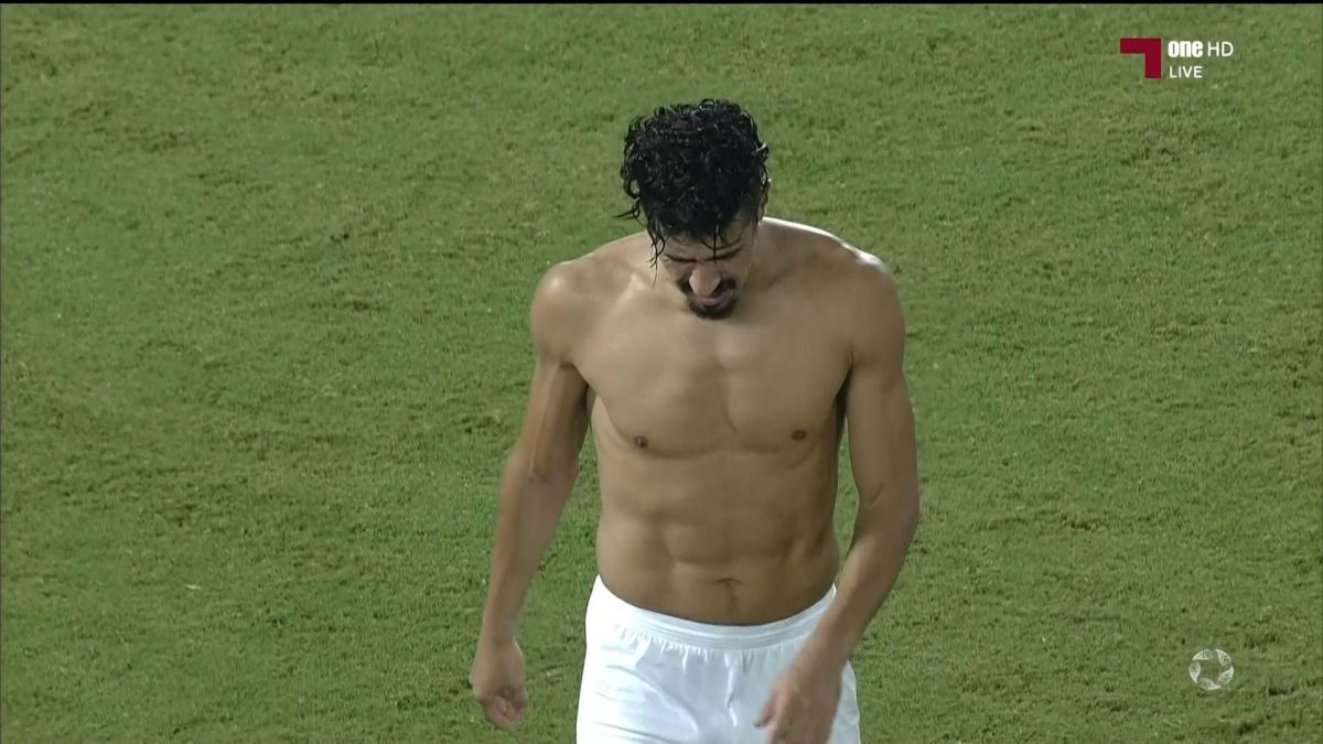 عصبانیت شدید و عجیب بغداد بونجاح پس از تساوی السد مقابل السیلیه