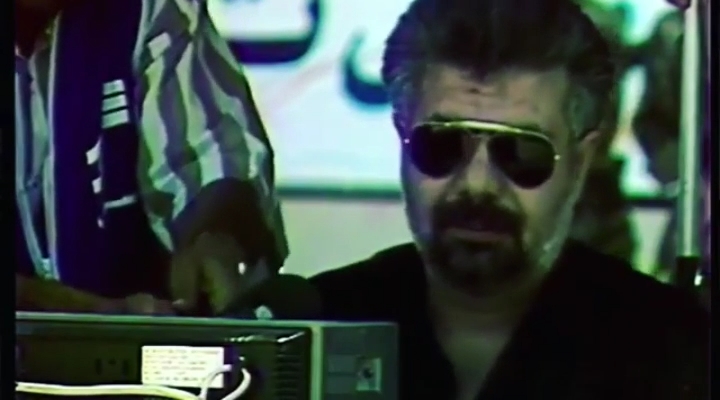 پشت صحنه جالب از ضبط گزارش استقلال و پرسپولیس سال 74 توسط زنده یاد شفیع