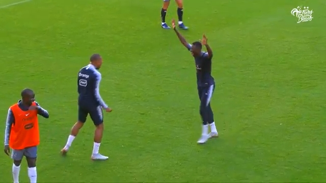 مسابقه دورن تیمی جالب بازیکنان فرانسه