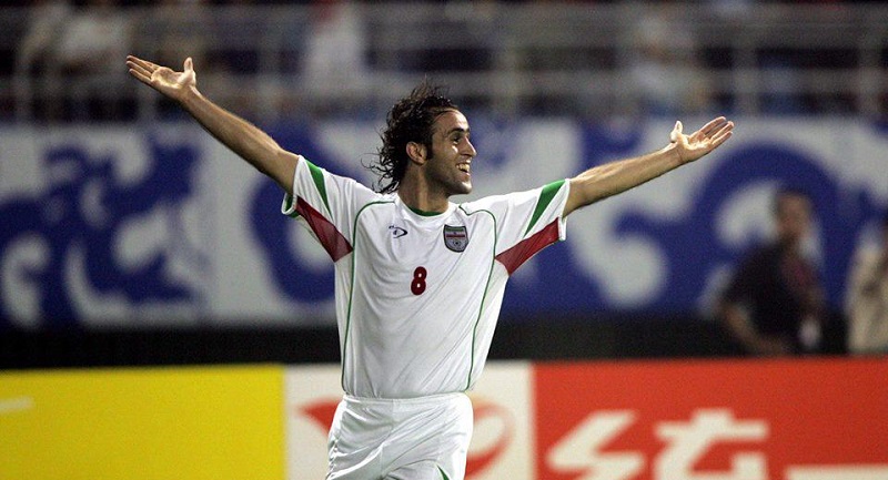 علی کریمی بهترین هافبک تاریخ جام ملتهای آسیا شد