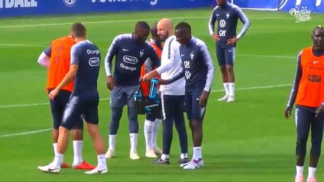 مسابقه درون تیمی بازیکنان تیم ملی فرانسه