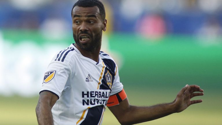 گل و ‌پاس‌گل جووینکو و پاس‌گل اشلی کول در لیگ آمریکا