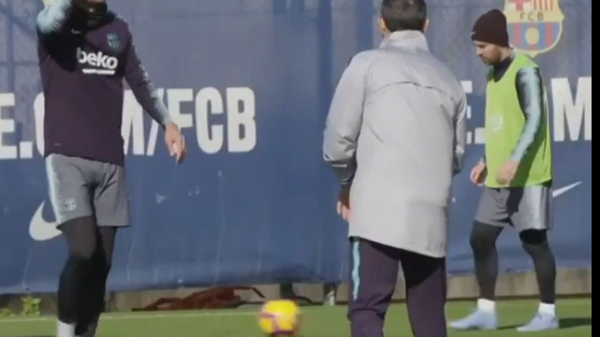 حرکت تکنیکی مسی در تمرین بارسلونا